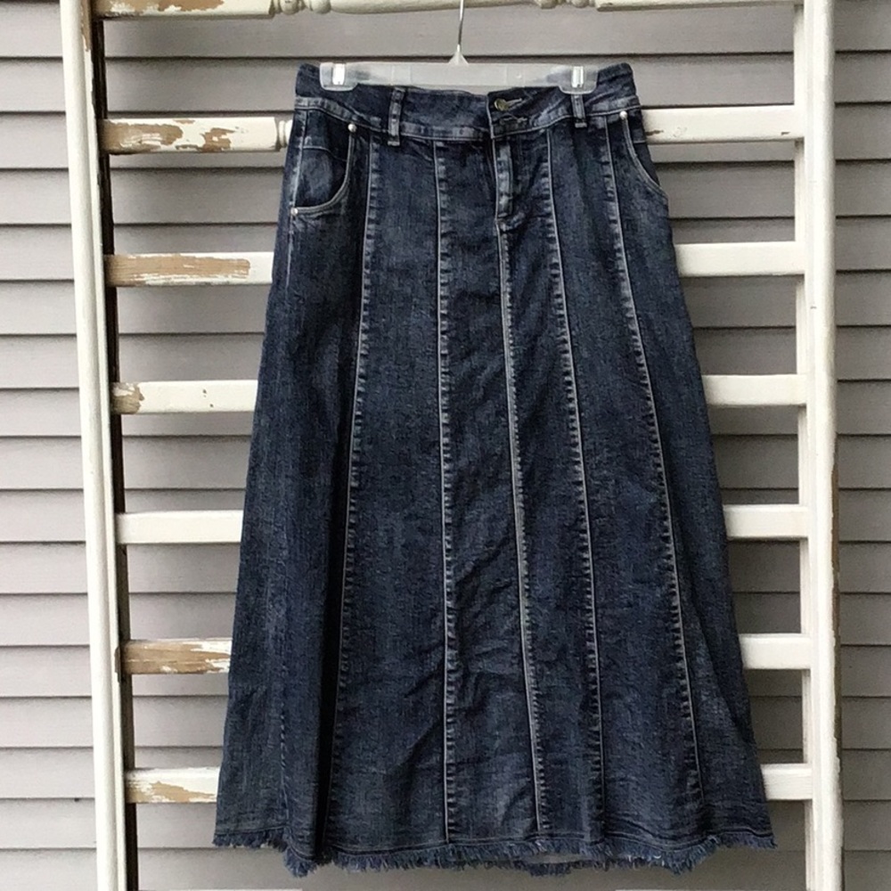 Style J Waterfall denim skirt